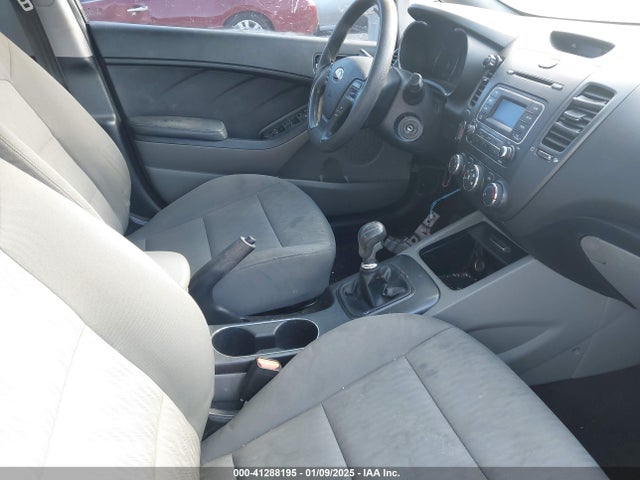 KNAFK4A6XF5339176 KIA FORTE LX