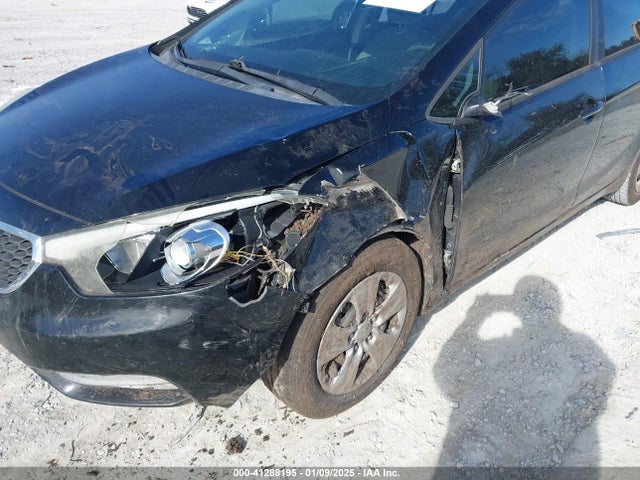 KNAFK4A6XF5339176 KIA FORTE LX