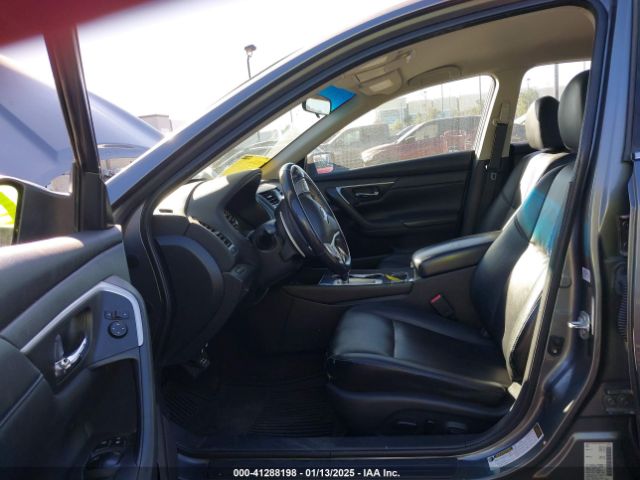 1N4AL3AP1JC156952 Nissan Altima 2.5 Sr