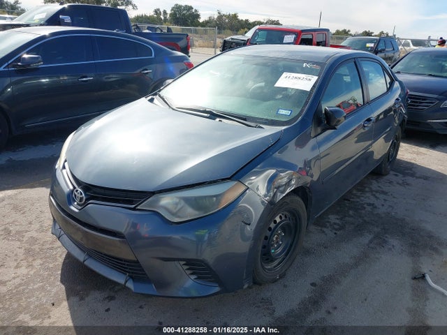 Toyota COROLLA LE 2015 5YFBURHE7FP264042 Image 2