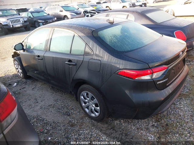 Toyota COROLLA LE 2021 5YFEPMAE8MP218332 Image 3