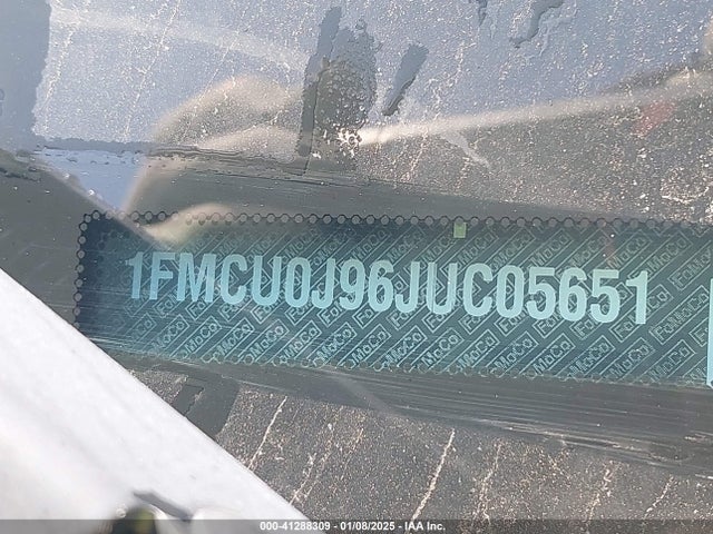 Ford Escape Titanium 2018 1FMCU0J96JUC05651 Image 9