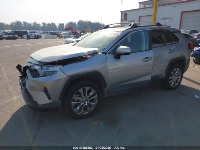 2T3C1RFV8MC109231 Toyota Rav4 Xle Premium