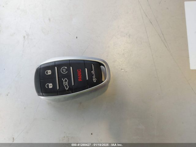 2022 ALFA ROMEO STELVIO ZASPAKBN6N7D28612 Photo 10