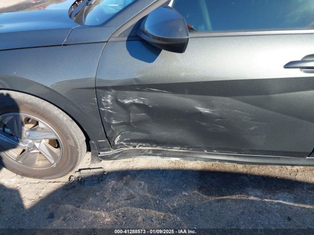 KMHLL4DG6RU771521 Hyundai ELANTRA SE
