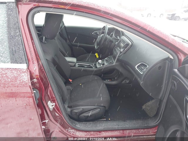Chrysler 200 Limited 2015 1C3CCCAB9FN611778 Image 5