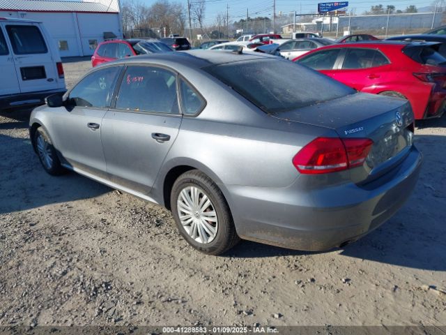 1VWAP7A3XEC023550 Volkswagen Passat 2.5l S
