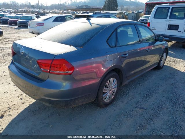 1VWAP7A3XEC023550 Volkswagen Passat 2.5l S