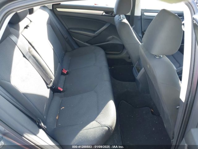 1VWAP7A3XEC023550 Volkswagen Passat 2.5l S