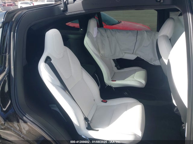 7SAXCBE60NF350917 Tesla MODEL X