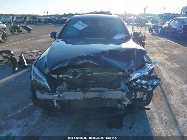55SWF8EB1KU305740 Mercedes-Benz C 300 4matic