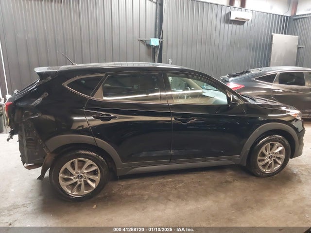 Hyundai TUCSON SE 2018 KM8J2CA44JU642938 Image 14