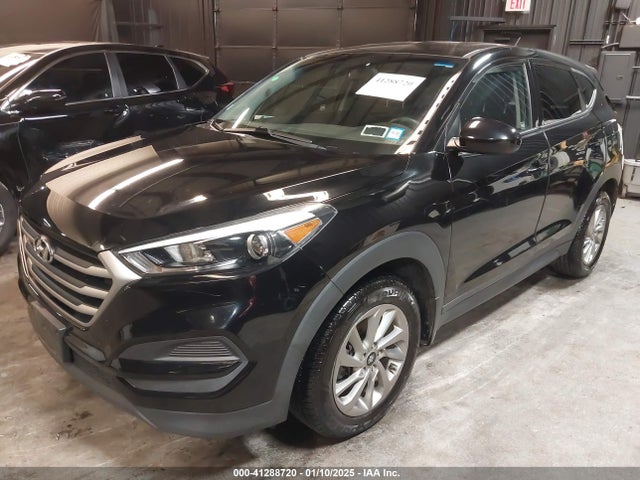 Hyundai TUCSON SE 2018 KM8J2CA44JU642938 Image 2