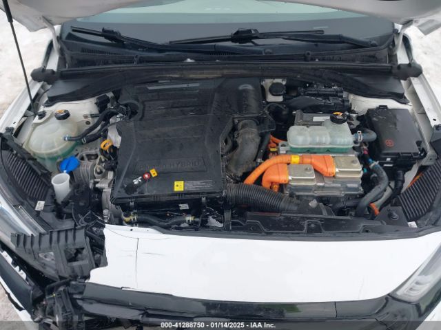 KMHC65LD6KU139239 Hyundai IONIQ PLUG-IN HYBRID