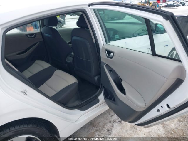 KMHC65LD6KU139239 Hyundai IONIQ PLUG-IN HYBRID