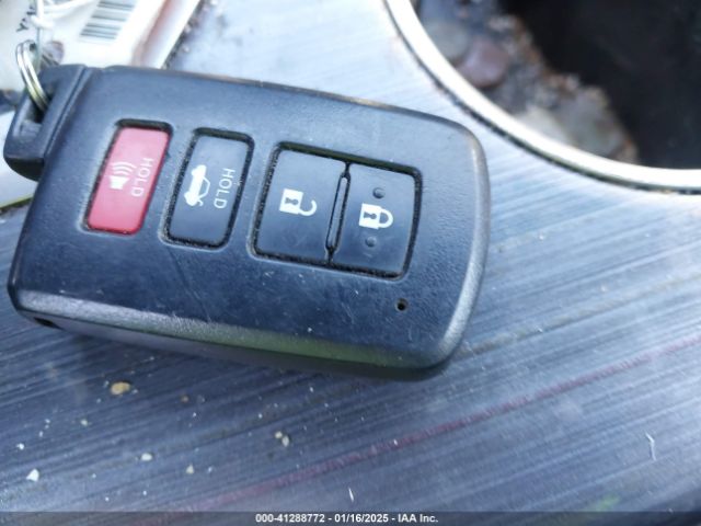 4T1BD1FK0EU101224 Toyota Camry Hybrid Xle