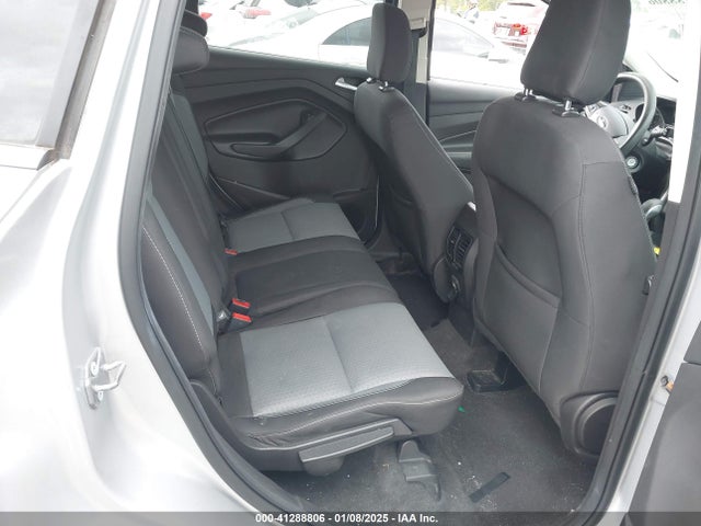 1FMCU0GDXJUB61746 Ford ESCAPE SE