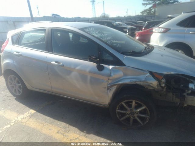 3FADP4EJ2KM123973 Ford FIESTA SE