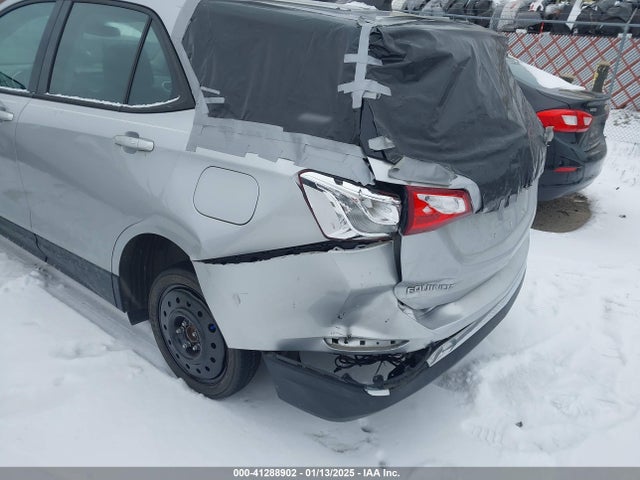 Chevrolet EQUINOX LS 2018 2GNAXHEVXJ6307565 Image 3