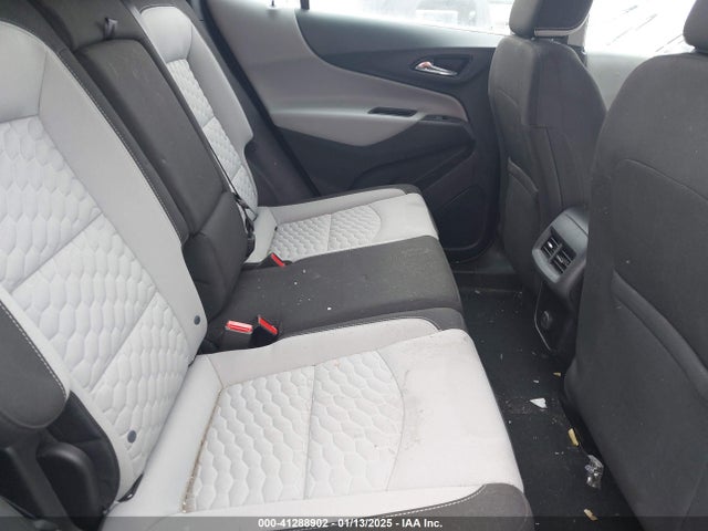 Chevrolet EQUINOX LS 2018 2GNAXHEVXJ6307565 Image 8