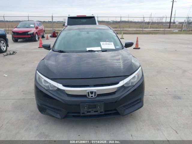 2HGFC2F52JH545163 Honda Civic Lx