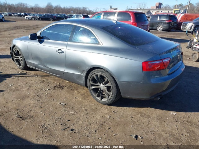2012 AUDI A5 WAUCFAFR9CA030147 Photo 2