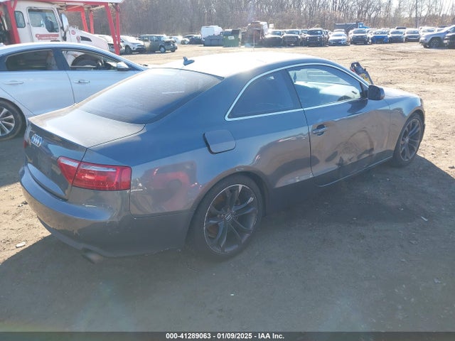 2012 AUDI A5 WAUCFAFR9CA030147 Photo 3