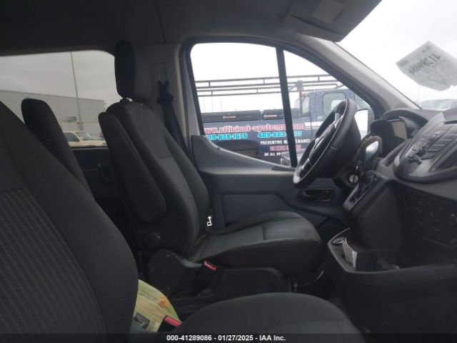 1FBZX2YM5JKA29946 Ford Transit-350 Xlt