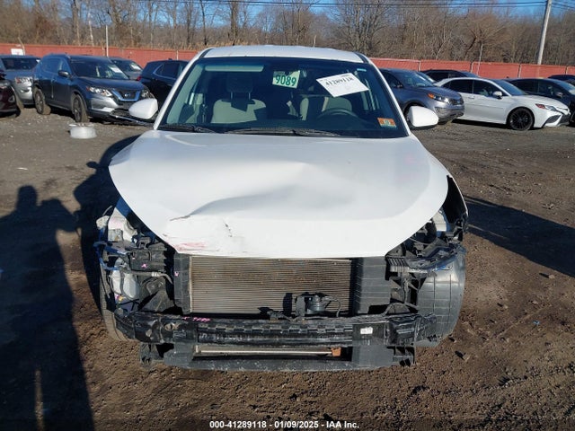KM8J23A47HU291596 Hyundai TUCSON SE