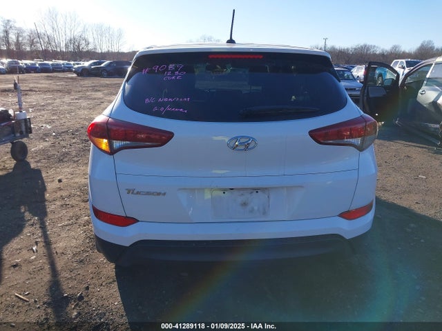KM8J23A47HU291596 Hyundai TUCSON SE