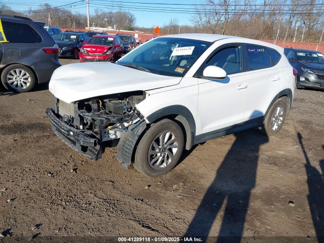KM8J23A47HU291596 Hyundai TUCSON SE