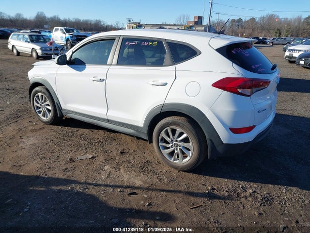 KM8J23A47HU291596 Hyundai TUCSON SE