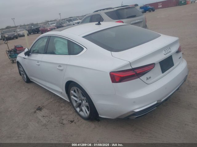 2024 AUDI A5 SPORTBACK WAUFACF59RA049312 Photo 2