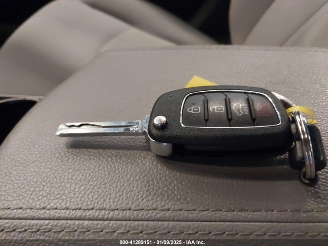 Hyundai SONATA SE 2018 5NPE24AF3JH682354 Image 11