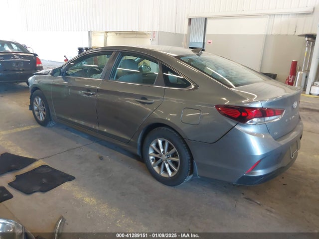 Hyundai SONATA SE 2018 5NPE24AF3JH682354 Image 3