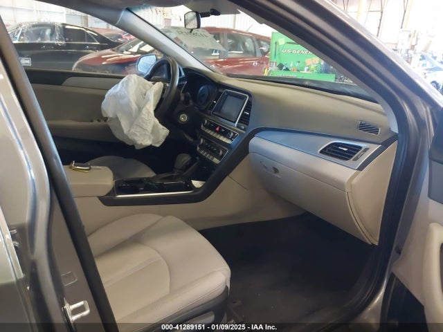 Hyundai SONATA SE 2018 5NPE24AF3JH682354 Image 5