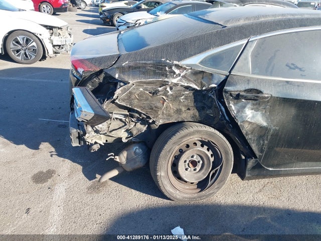 Honda Civic Lx 2019 19XFC2F69KE212091 Image 6