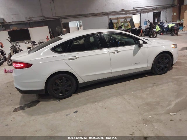 Ford FUSION S 2014 1FA6P0G7XE5373829 Image 4