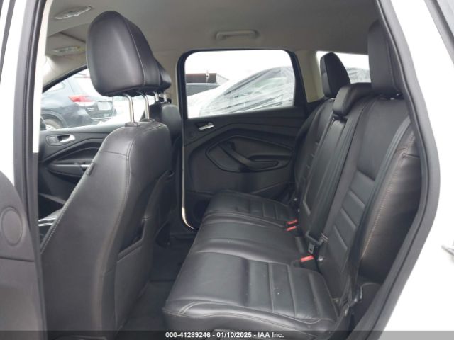1FMCU9J99EUC64140 Ford Escape Titanium