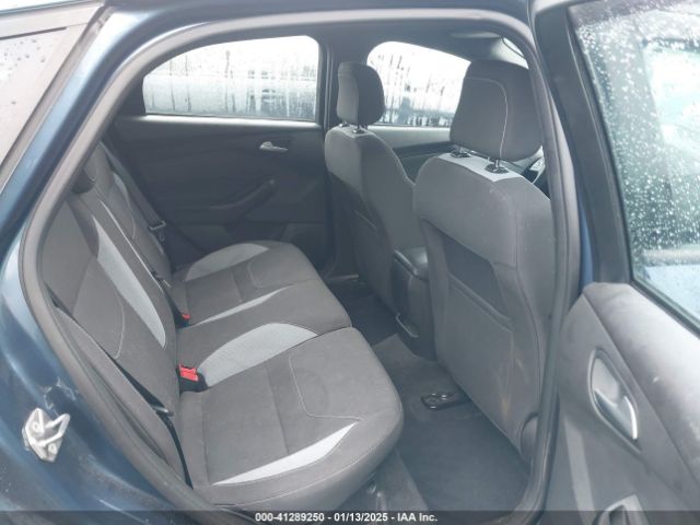 1FADP3L94JL304639 Ford FOCUS ST