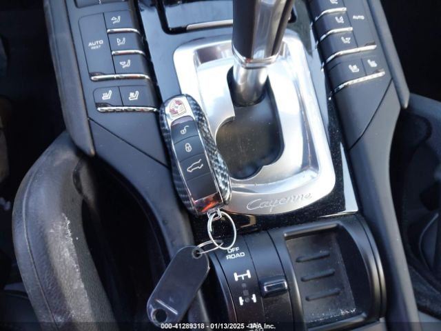 2016 PORSCHE CAYENNE WP1AA2A25GKA10632 Photo 10