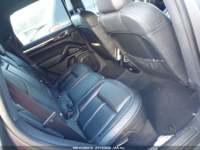 2016 PORSCHE CAYENNE WP1AA2A25GKA10632 Photo 7