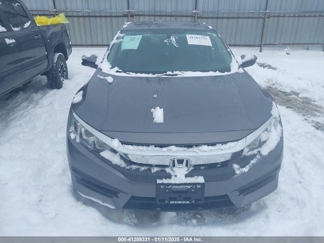 Honda CIVIC EX 2018 19XFC2F74JE002523 Image 12