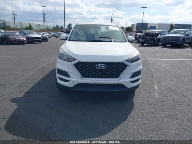 KM8J2CA43KU883648 Hyundai TUCSON SE