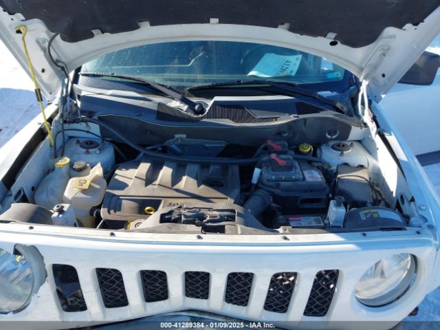 1C4NJRAB4FD381232 Jeep Patriot Sport/north