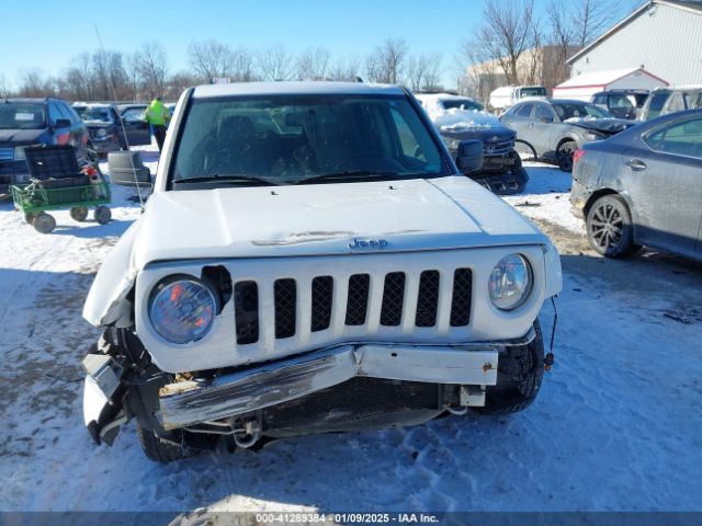 1C4NJRAB4FD381232 Jeep Patriot Sport/north