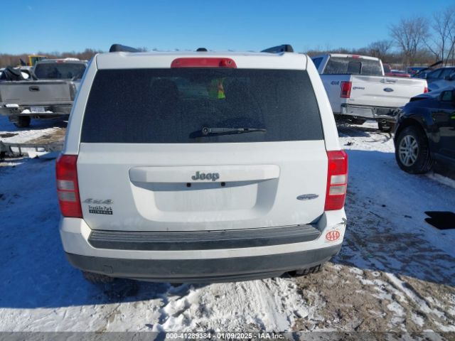 1C4NJRAB4FD381232 Jeep Patriot Sport/north