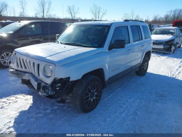 1C4NJRAB4FD381232 Jeep Patriot Sport/north