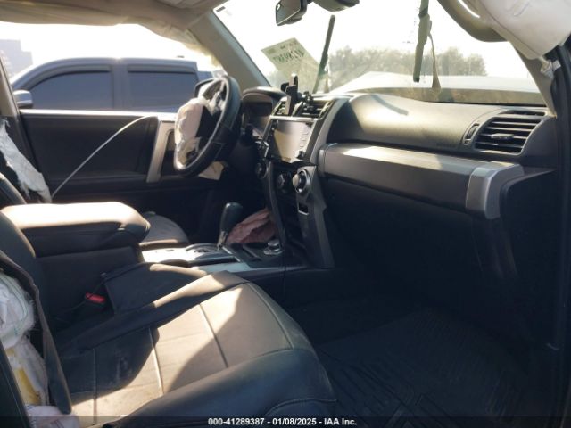 JTEMU5JRXM5924515 Toyota 4RUNNER SR5
