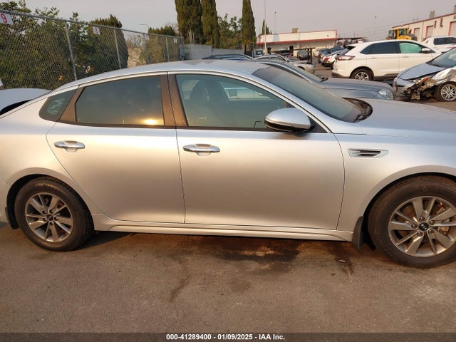 5XXGT4L18GG027473 KIA Optima Lx Turbo